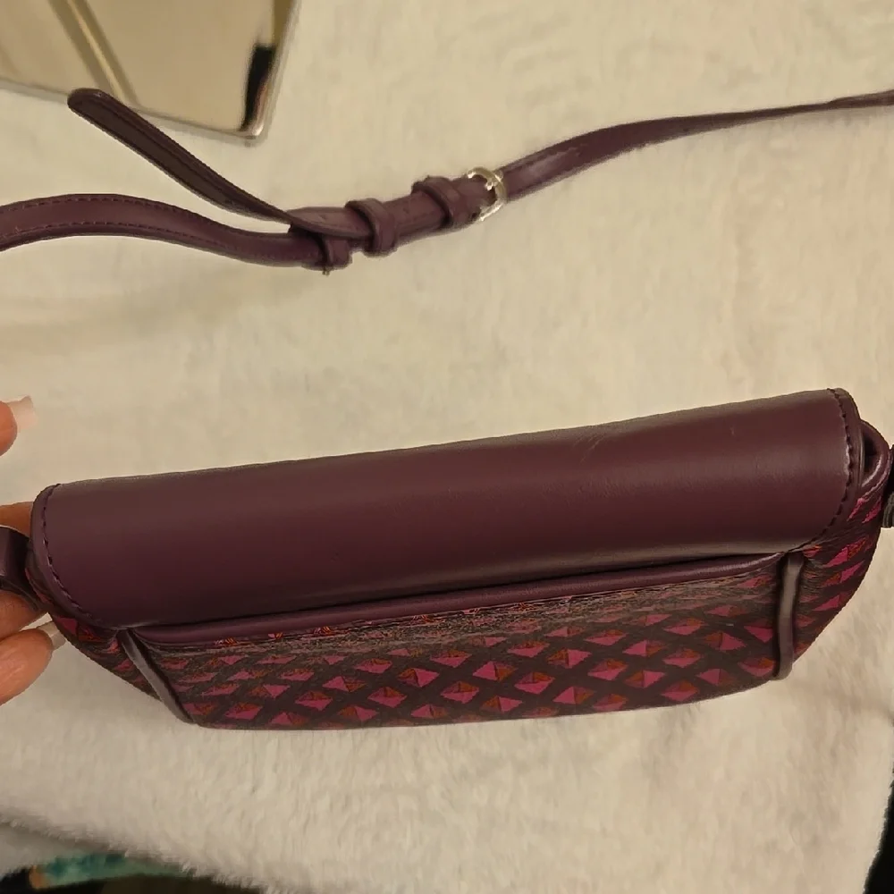 Vera Bradley Purple and Pink Crossbody Bag - Picture 8 of 12